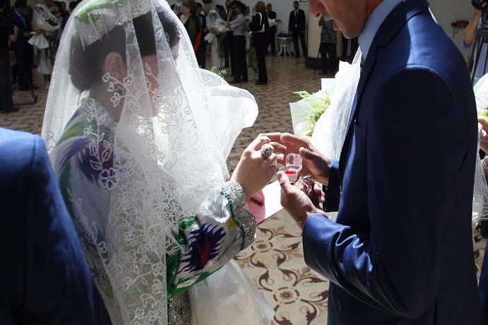 tajikwedding.jpg