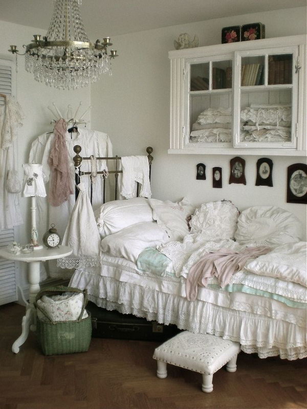 11-shabby-chic-bedroom.jpg