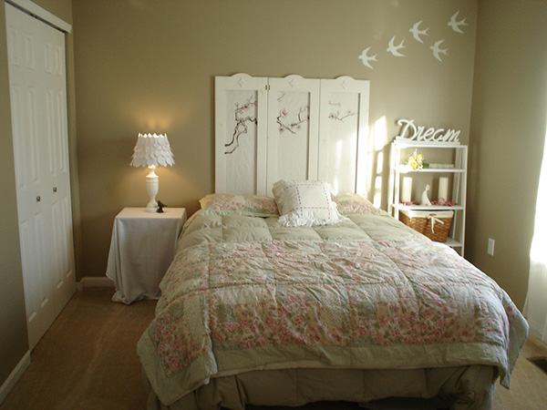 22-shabby-chic-bedroom.jpg