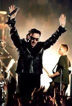 bono_elevation_walk_on.jpg