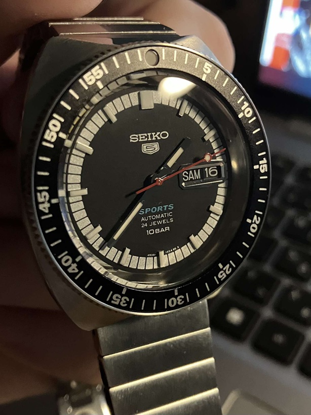 seiko5_55_1.jpg