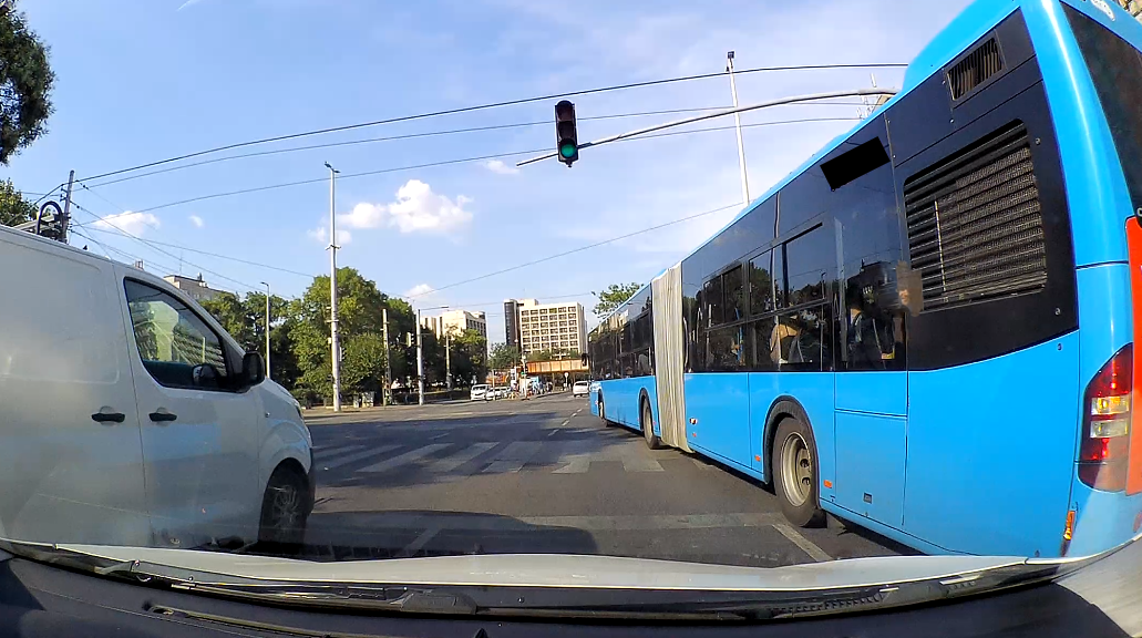 gyakorlo_orak_vezetesbol_budapesten.png