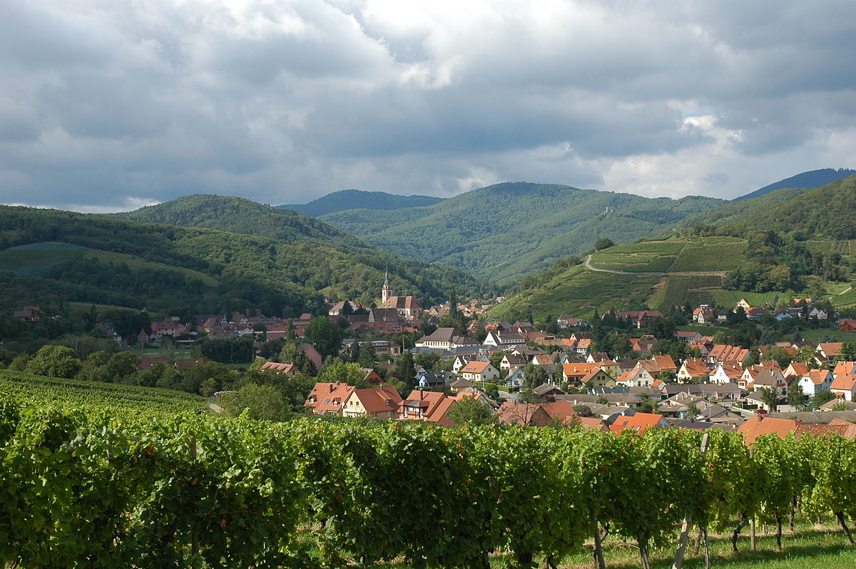 1200px-andlau_bas-rhin_2005-09-17.jpg