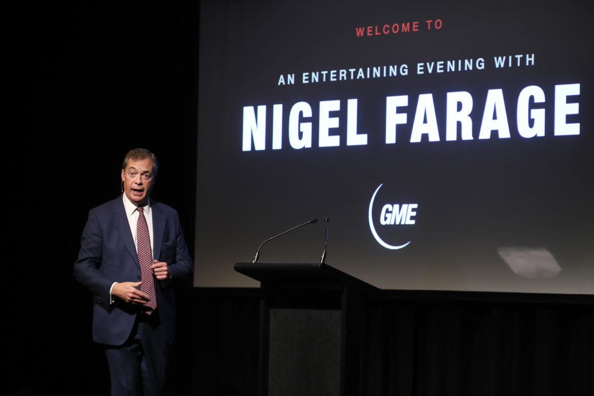 farage_politico_gettyimages-1026599676-1160x773.jpg