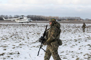 Az ukránok csaknem kétharmada negatívan viszonyul a hadiállapot bevezetéséhez