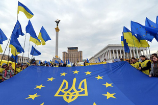 Hollandia elhalasztotta az ukrán társulási szerződés ratifikálását