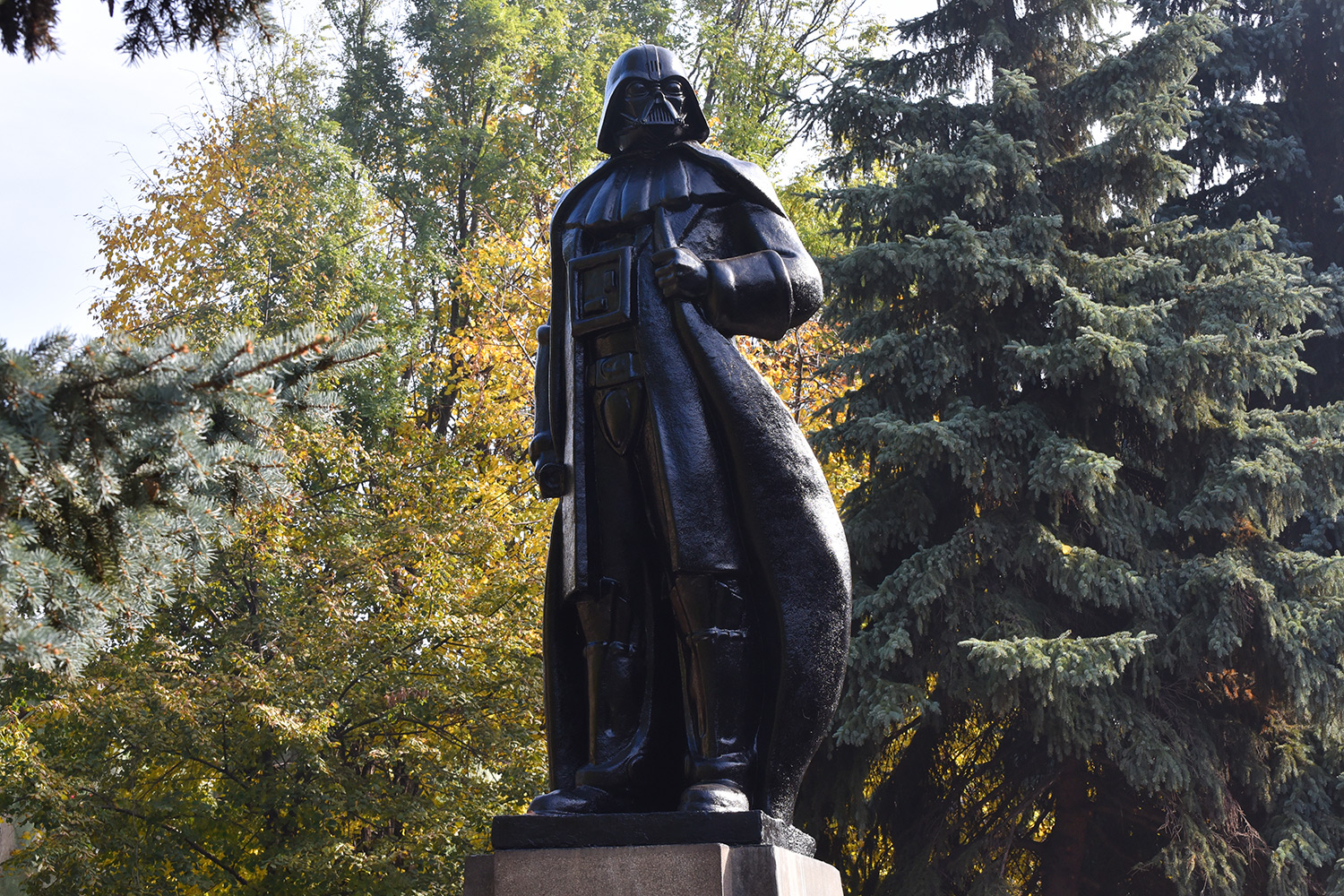 lenin darth vader szobor