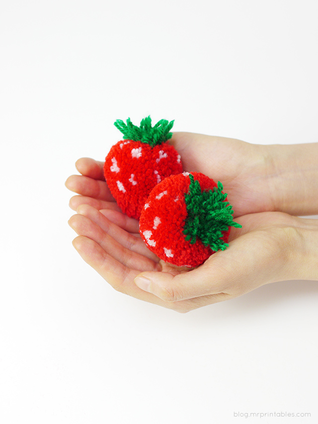 mrprintables-pompom-strawberries-in-hands_1.jpg