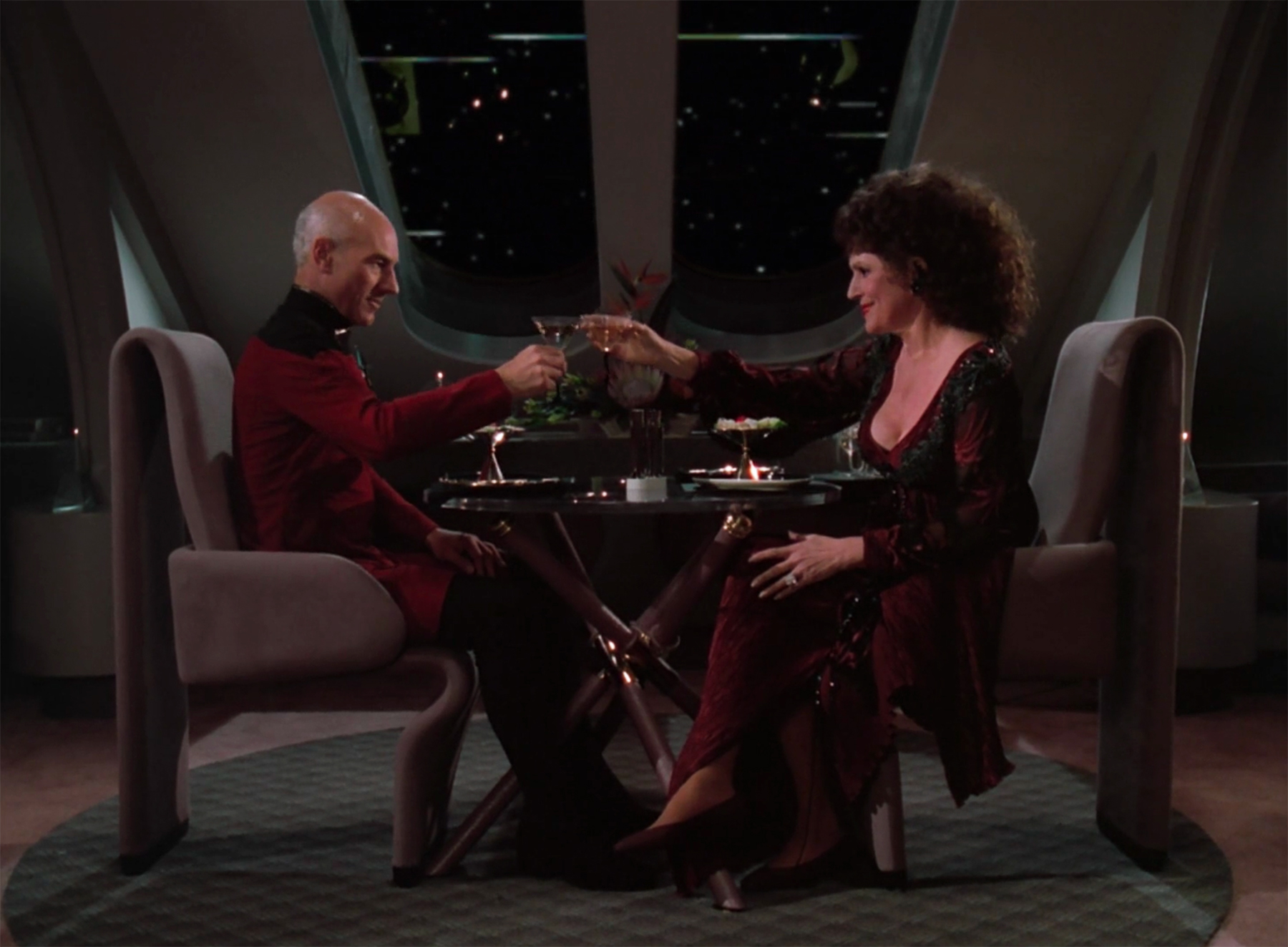 picard_and_lwaxana_troi.jpg