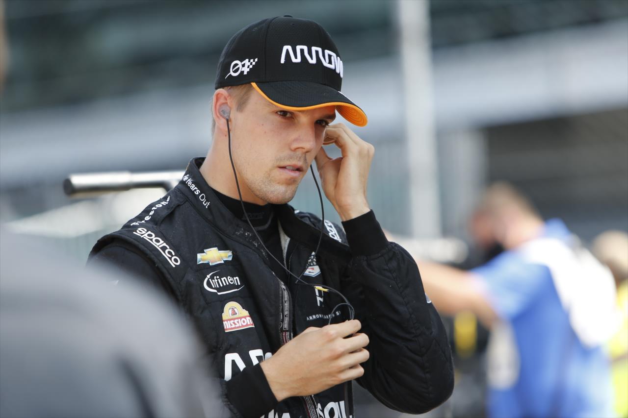 IndyCar: Askew beteg, Castroneves veszi át a helyét a McLarennél IndyCar: Askew beteg, Castroneves veszi át a helyét a McLarennél