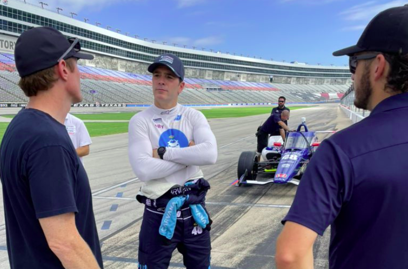 IndyCar: Jimmie Johnson túlesett az első ováltesztjén IndyCar: Jimmie Johnson túlesett az első ováltesztjén