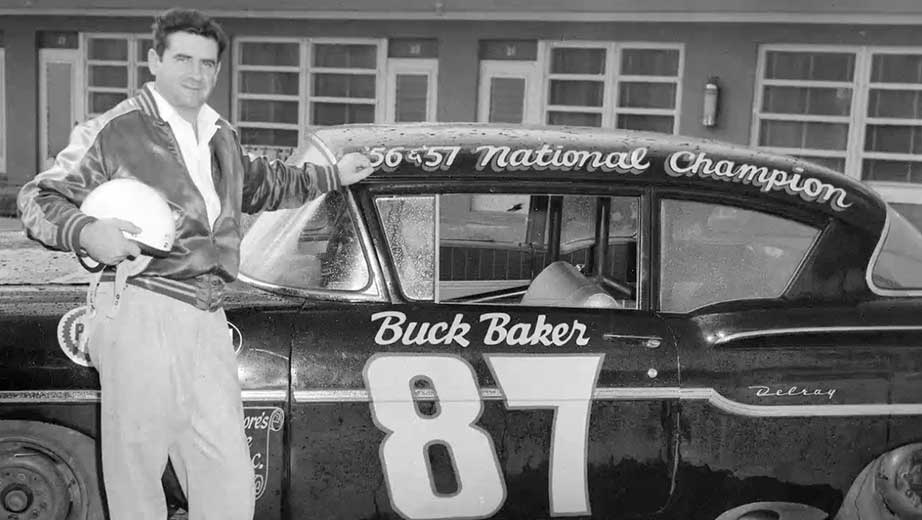 Aki a halála után verte laposra a NASCAR mezőnyét – Kétszer is Aki a halála után verte laposra a NASCAR mezőnyét – Kétszer is