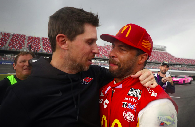 NASCAR: Hamlint dühítik a vádak, miszerint Wallace bundával nyert Talladegán NASCAR: Hamlint dühítik a vádak, miszerint Wallace bundával nyert Talladegán