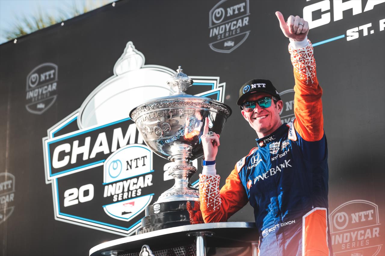 Őrült versenyen lett hatszoros IndyCar-bajnok Scott Dixon Őrült versenyen lett hatszoros IndyCar-bajnok Scott Dixon
