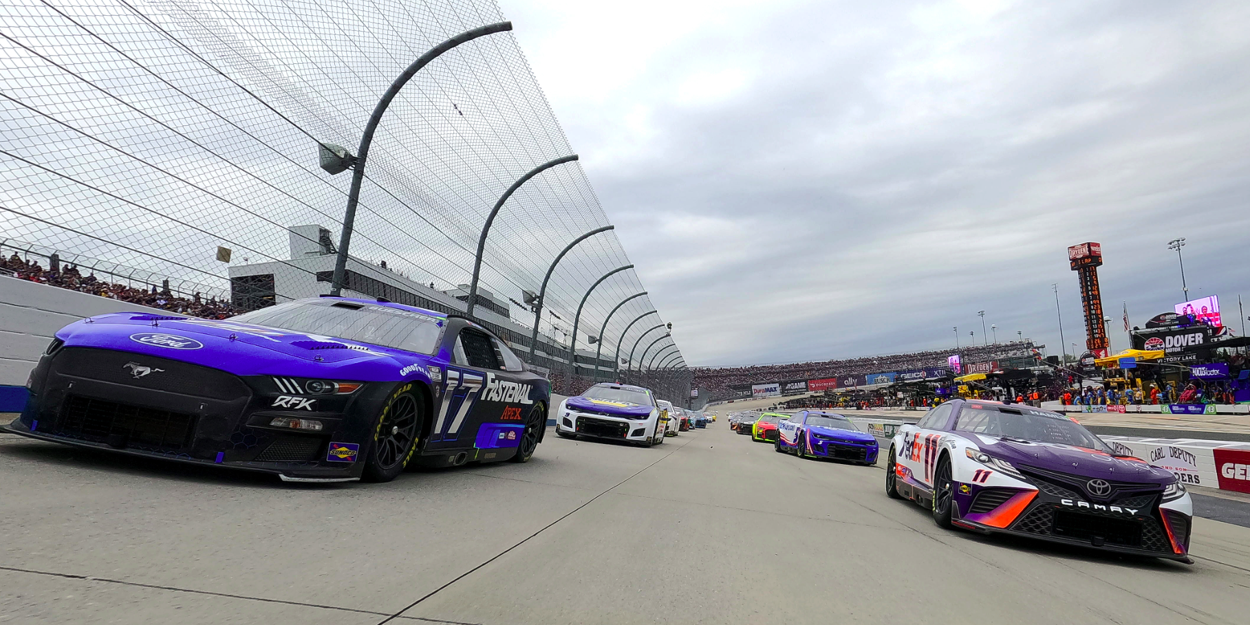 HIVATALOS: Hétfőre halasztották a NASCAR Cup doveri futamát HIVATALOS: Hétfőre halasztották a NASCAR Cup doveri futamát