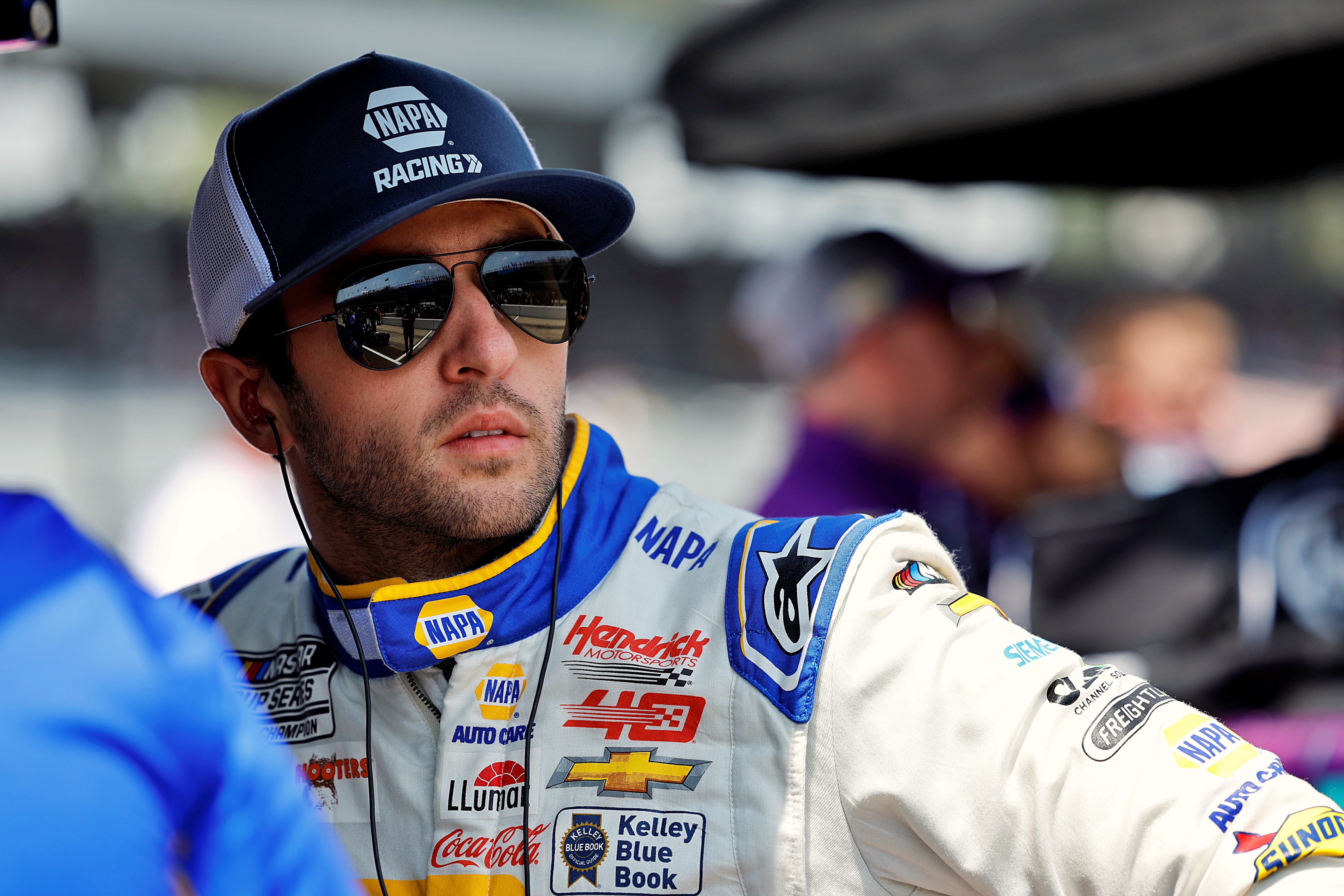 „Döglött lovon ülünk” – Chase Elliott szerint már nincs értelme a NASCAR darlingtoni retró-hétvégéjének