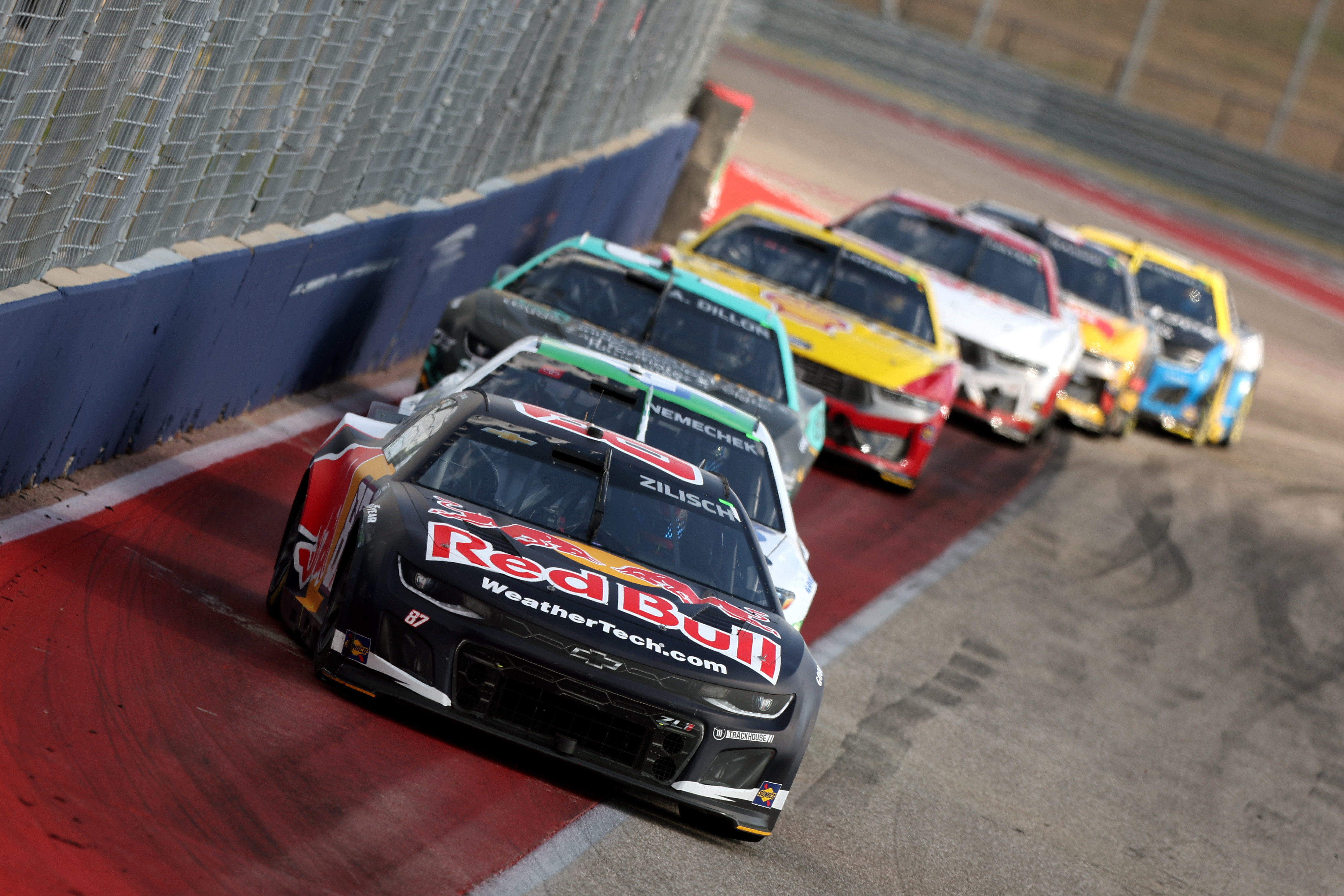 Az év leghosszabb futamán tér vissza a NASCAR Cup mezőnyébe Connor Zilisch