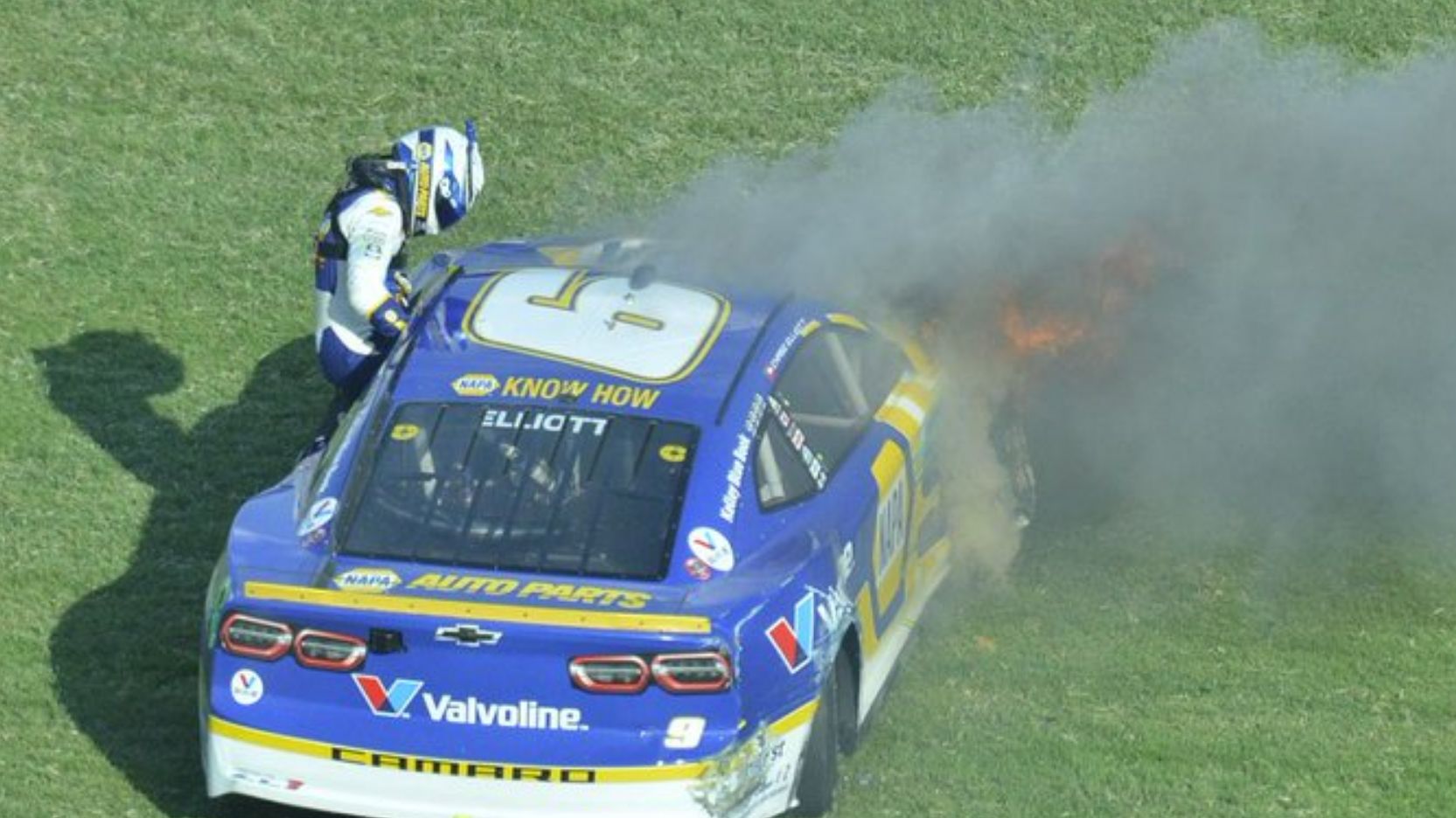 NASCAR: Óriási pofonja ellenére is kiállt Elliott a Goodyear mellett