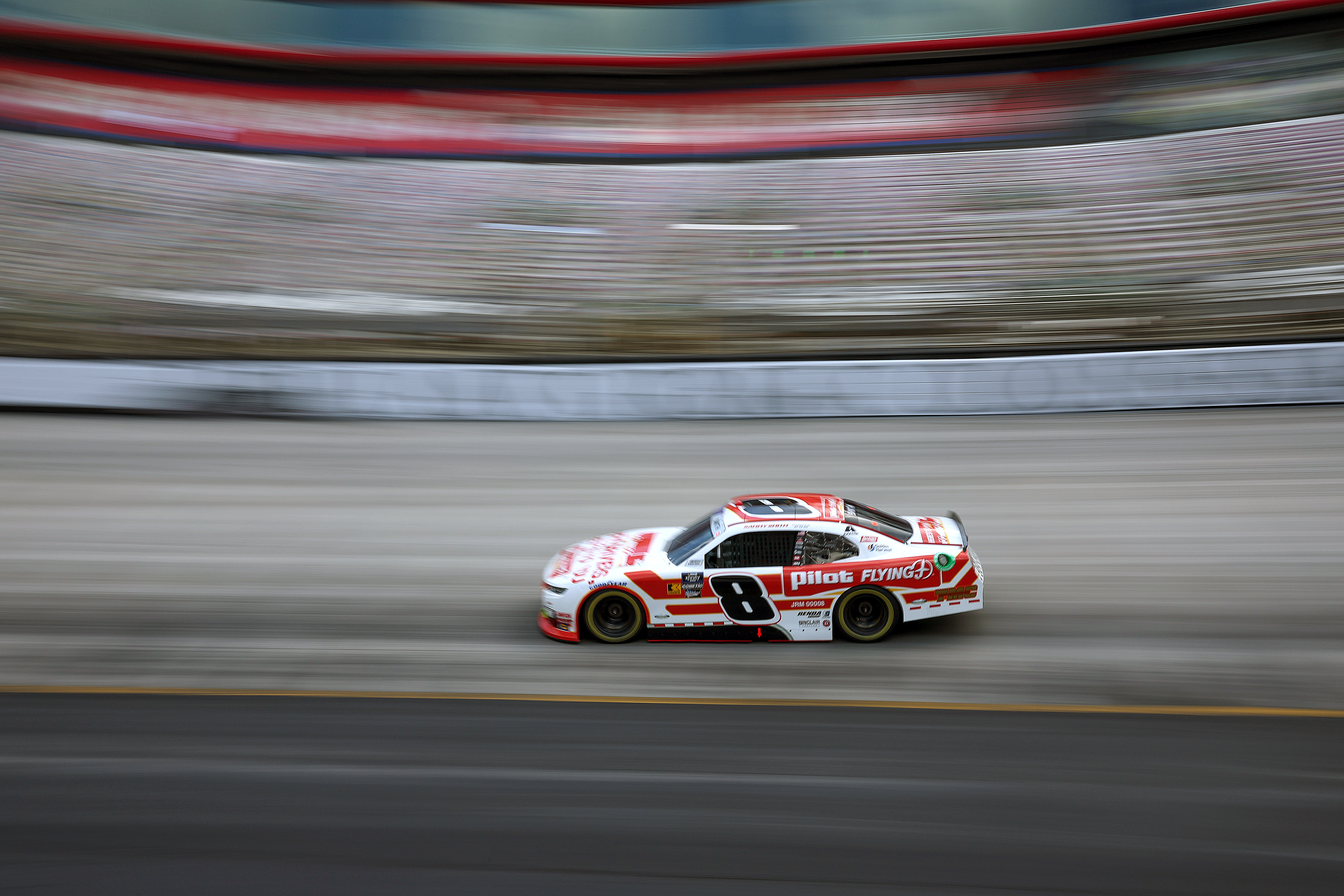 NASCAR: Dale Jr. megadta magát és nem bonyolódik jogi csatába Lamar Jacksonnal NASCAR: Dale Jr. megadta magát és nem bonyolódik jogi csatába Lamar Jacksonnal