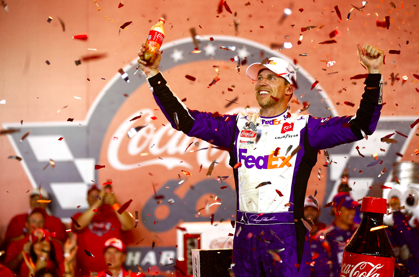 Denny Hamlin: Tony Stewartnak még a sisakját sem vihetném Denny Hamlin: Tony Stewartnak még a sisakját sem vihetném