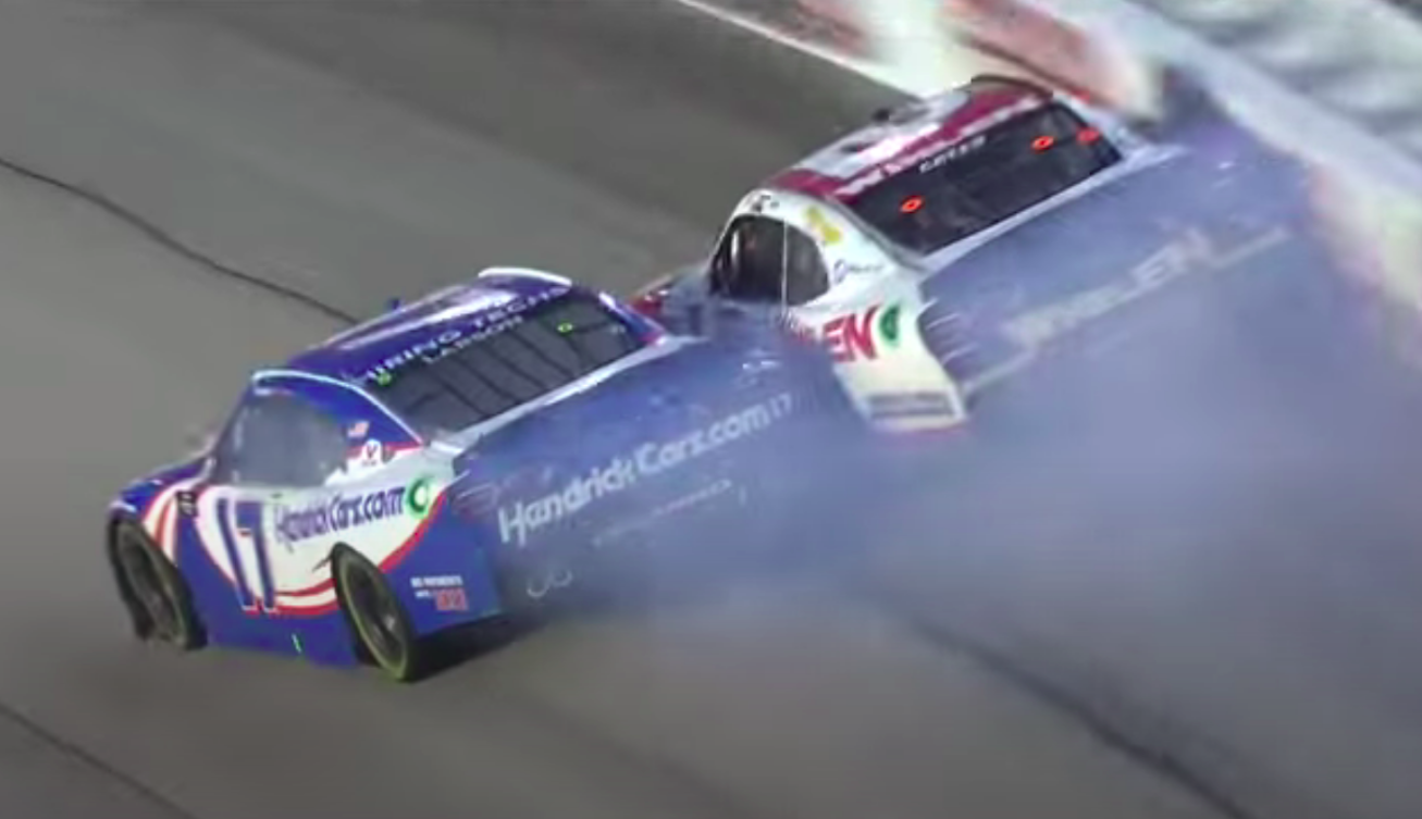 NASCAR: Videójátékot megszégyenítő, full-contact hajrában nyert Gragson Darlingtonon