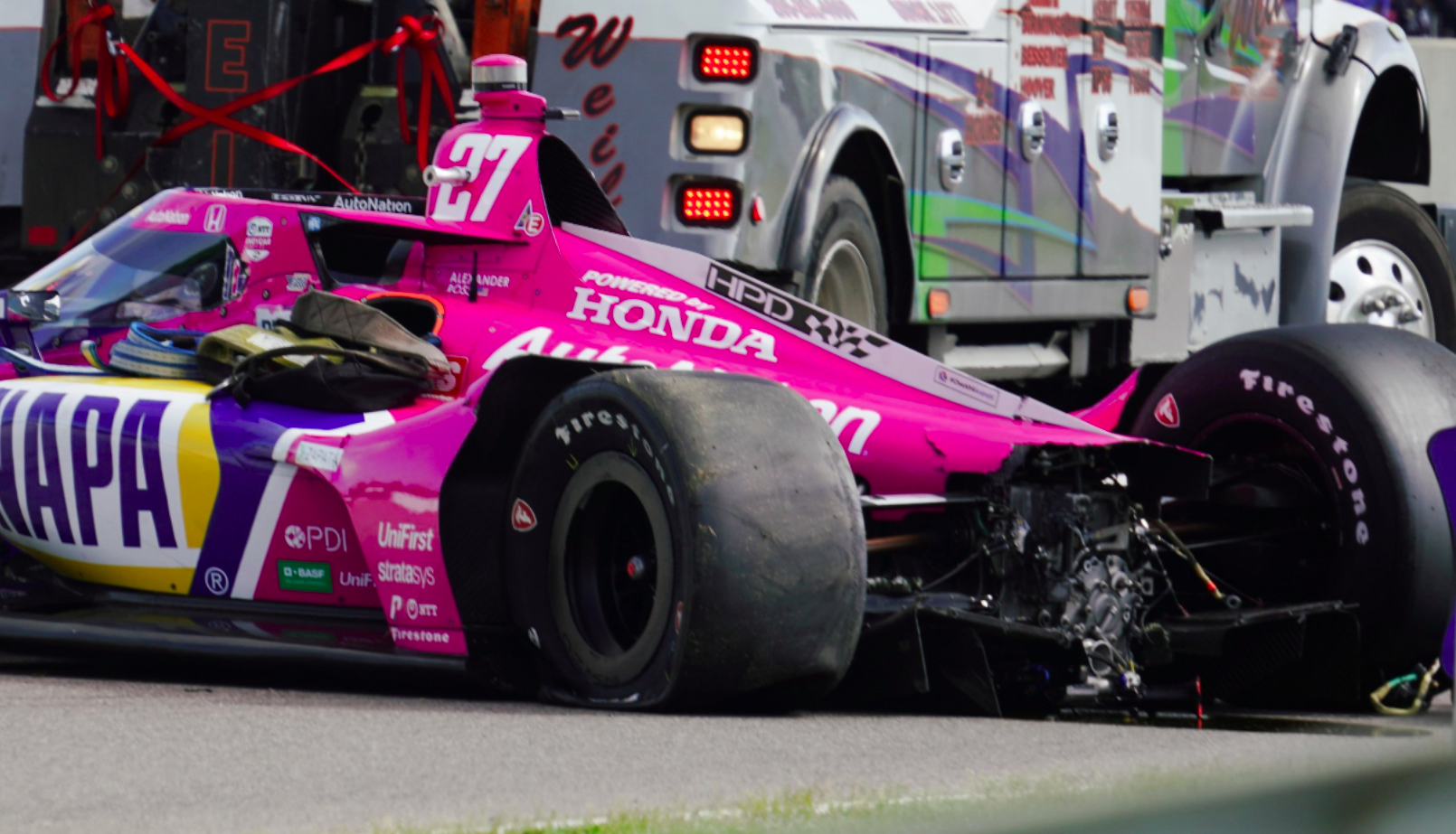 IndyCar: VeeKay a leggyorsabb, Rossi autót tört [VIDEÓ]