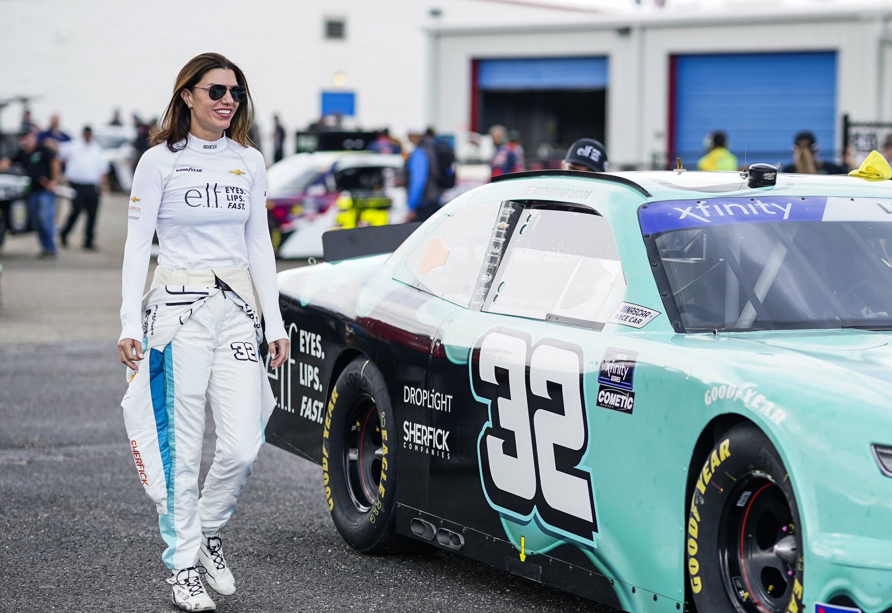 Karnyújtásnyira volt az elégtételtől Katherine Legge, aki még külön személyi védelmet is kapott a NASCAR-tól a halálos fenyegetések miatt