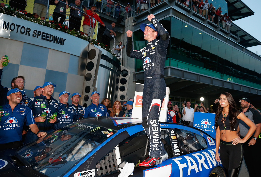 Hét évvel a betegség miatti, kényszerű visszavonulása után újra a NASCAR-ban versenyez Kasey Kahne Hét évvel a betegség miatti, kényszerű visszavonulása után újra a NASCAR-ban versenyez Kasey Kahne