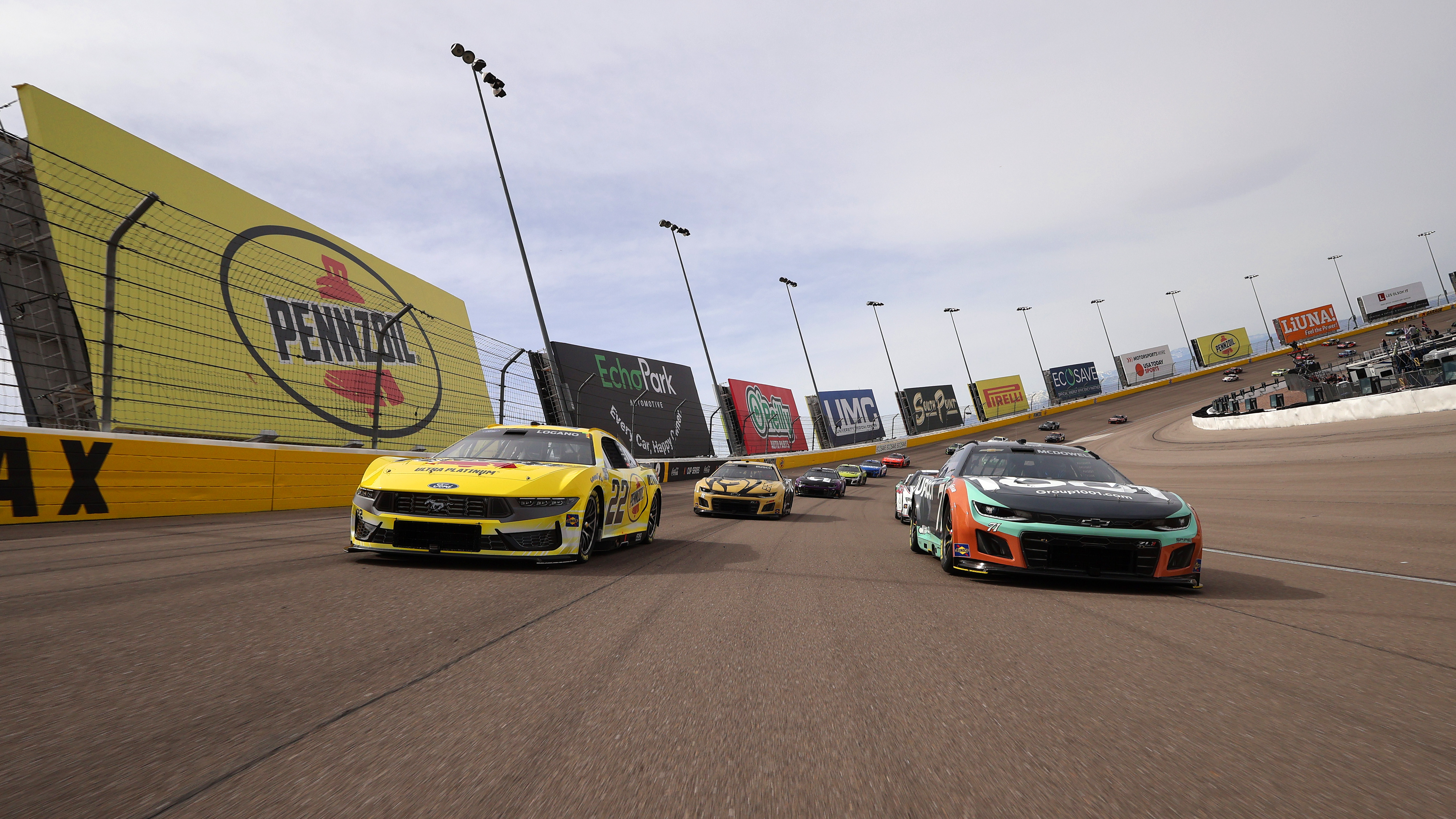Matekóra NASCAR-módra: 11 elképesztő statisztikai adat Las Vegas után Matekóra NASCAR-módra: 11 elképesztő statisztikai adat Las Vegas után