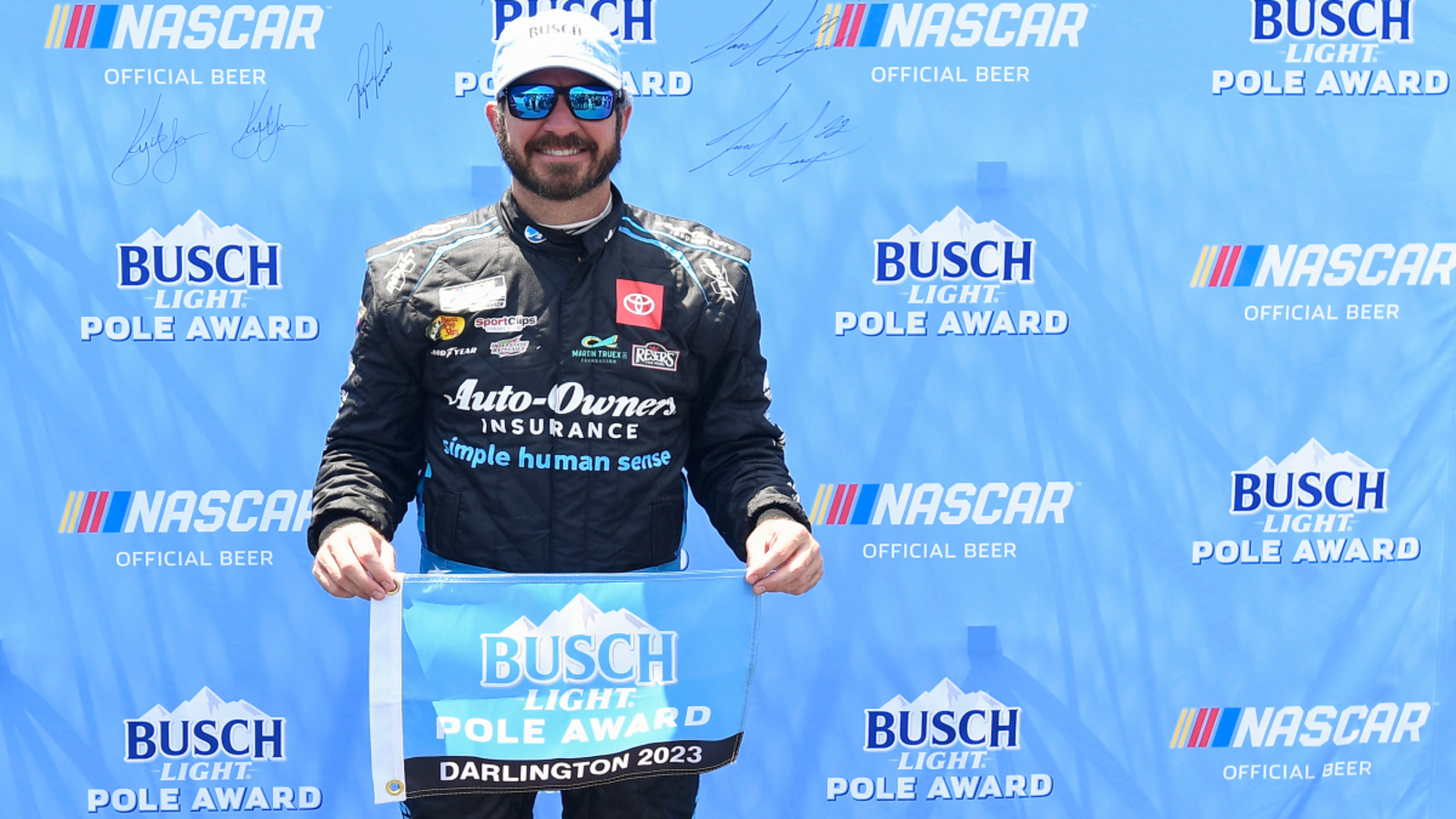 NASCAR: Truex – Wallace első sor Darlingtonon NASCAR: Truex – Wallace első sor Darlingtonon