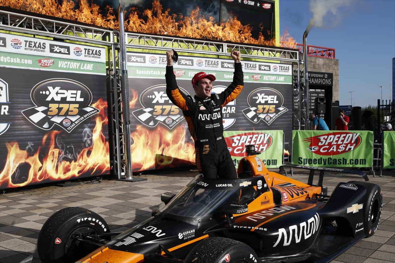 IndyCar: O’Ward megszerezte az új McLaren-éra első győzelmét Texasban IndyCar: O’Ward megszerezte az új McLaren-éra első győzelmét Texasban
