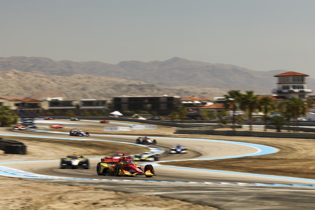 Egyik futamról a másikra felére csökkent az IndyCar nézettsége – Ez pedig már jó előre fel volt írva a falra Egyik futamról a másikra felére csökkent az IndyCar nézettsége – Ez pedig már jó előre fel volt írva a falra