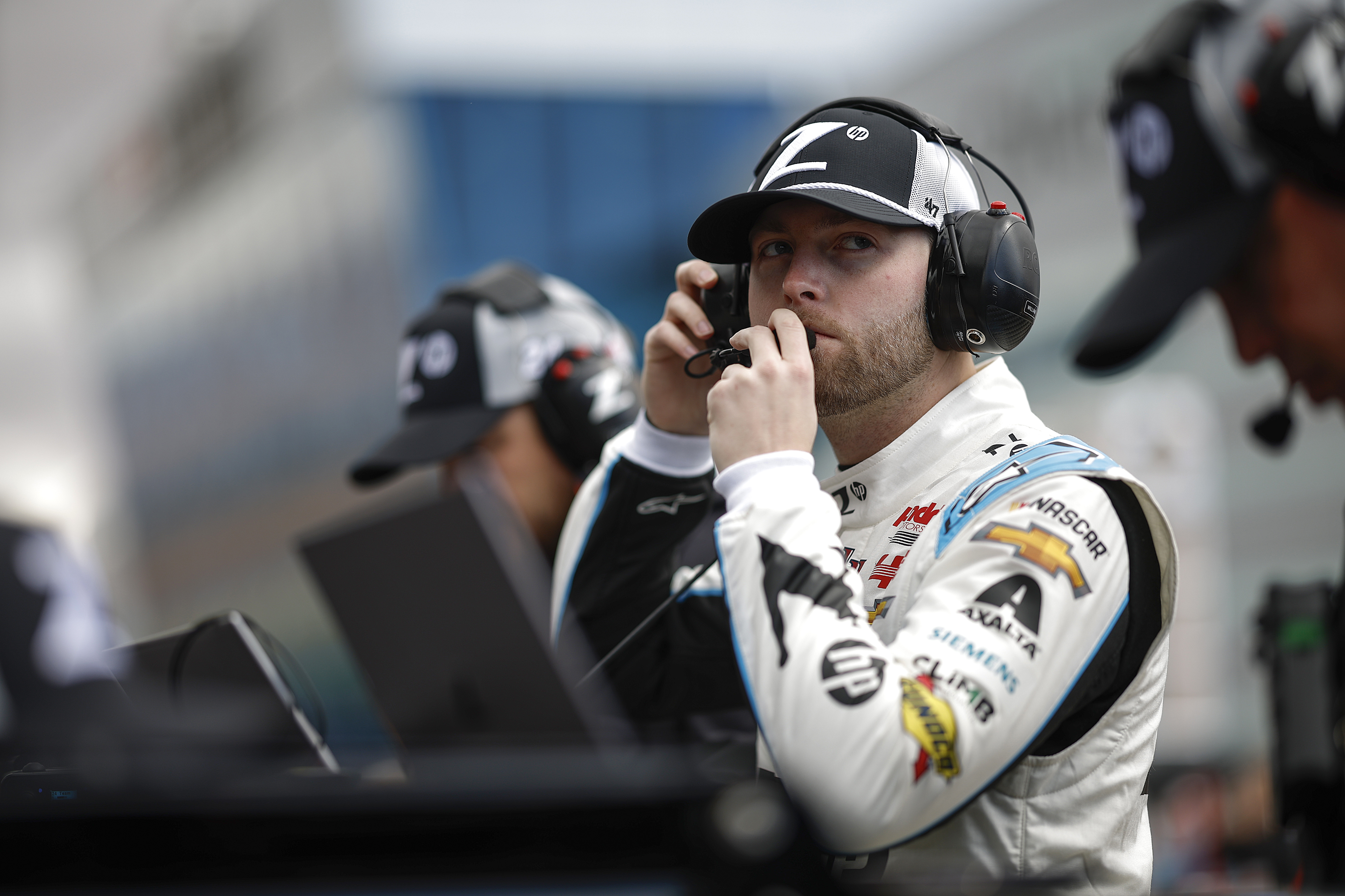 NASCAR: Sörösdobozt találtak Byron autójában a Las Vegas-i futam után NASCAR: Sörösdobozt találtak Byron autójában a Las Vegas-i futam után