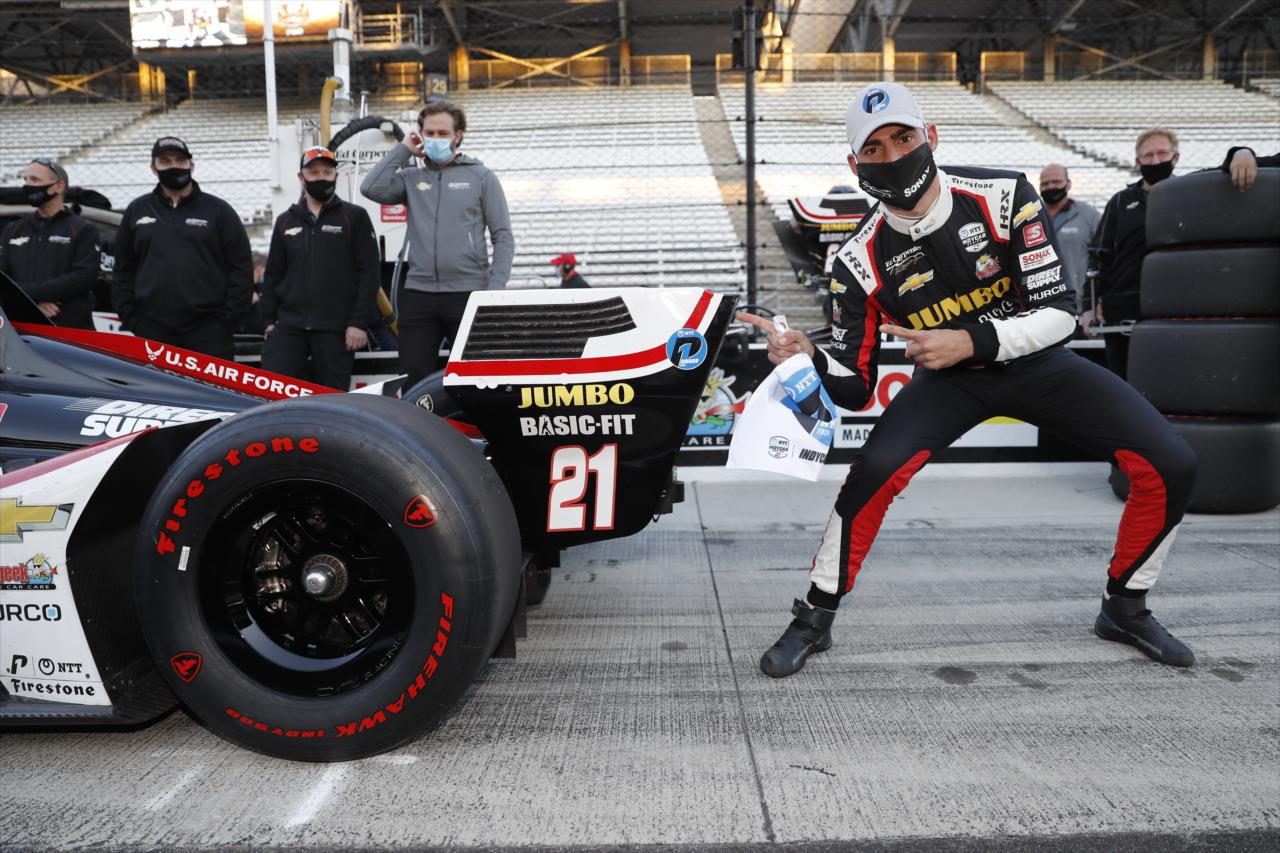 Megszerezte IndyCar-karrierje első pole-ját Rinus VeeKay Megszerezte IndyCar-karrierje első pole-ját Rinus VeeKay