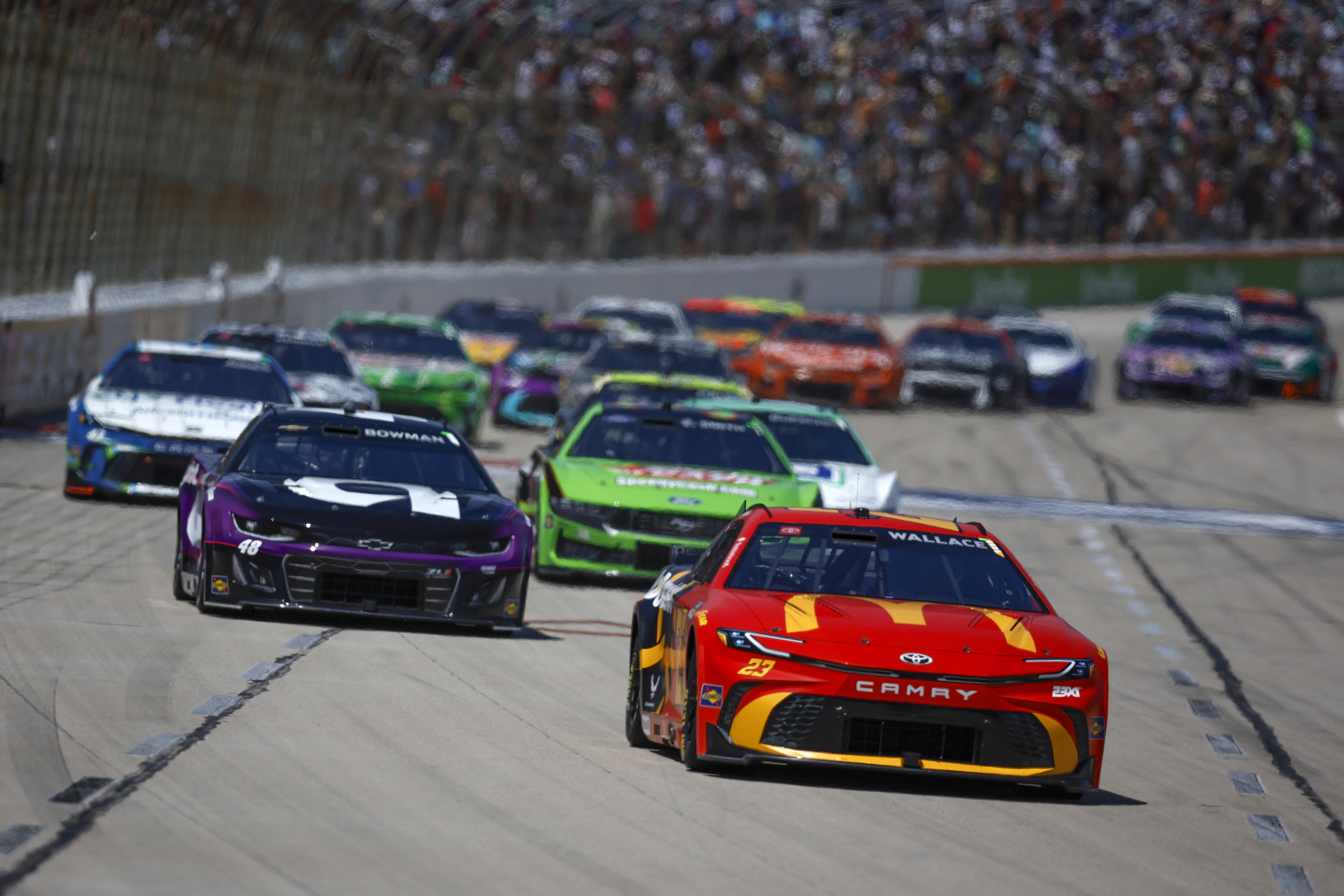 RENDKÍVÜLI: Szabályt módosít a NASCAR a pereskedő csapatok miatt! RENDKÍVÜLI: Szabályt módosít a NASCAR a pereskedő csapatok miatt!