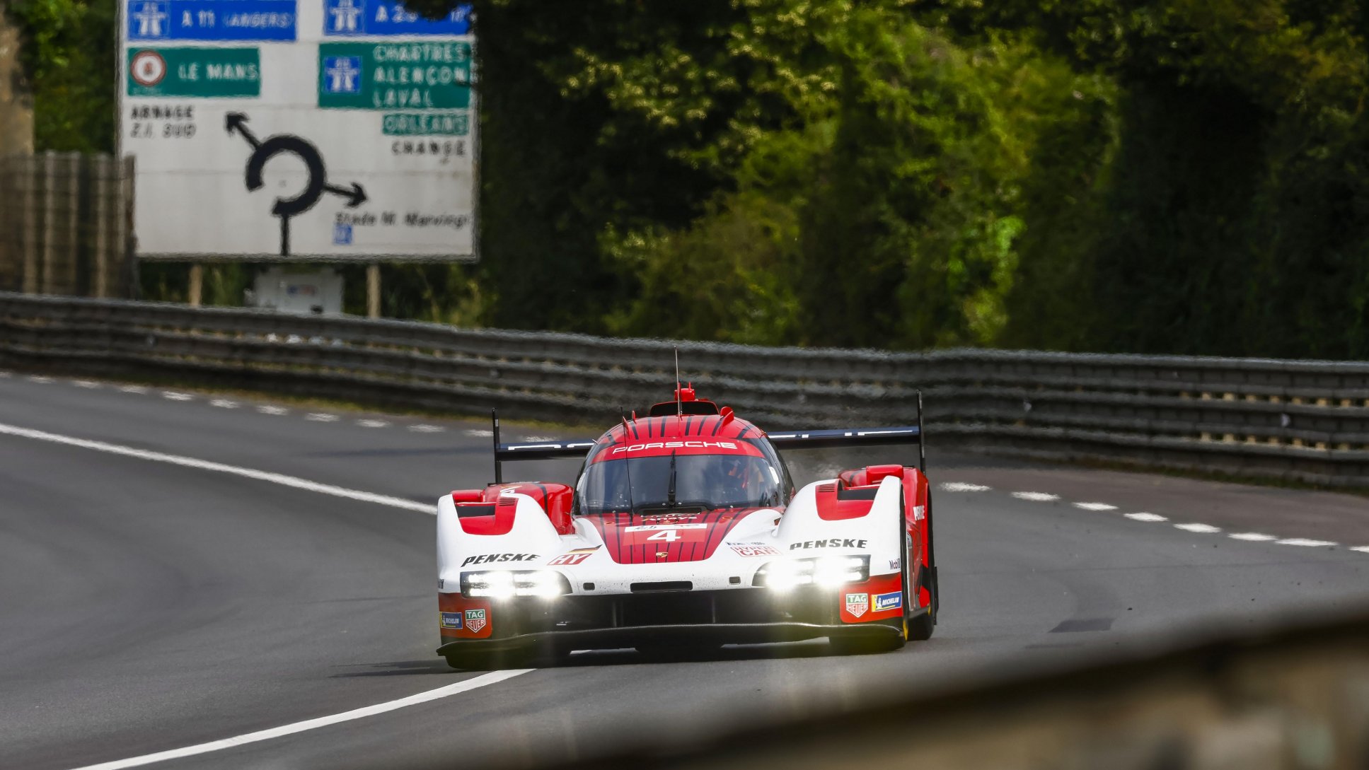 Az Indy 500 után Le Mans-ban is csaláson kapták a Penske-t