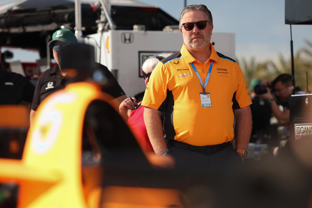 A McLaren valami irgalmatlan nagy durranásra készül
