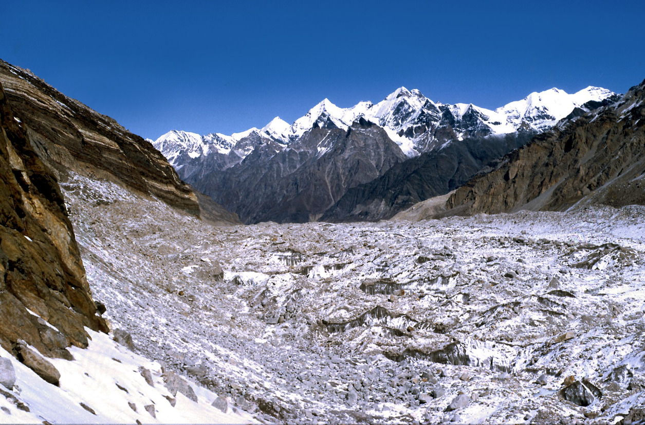 03_gangotri_gleccser_juhasza_foto.jpg