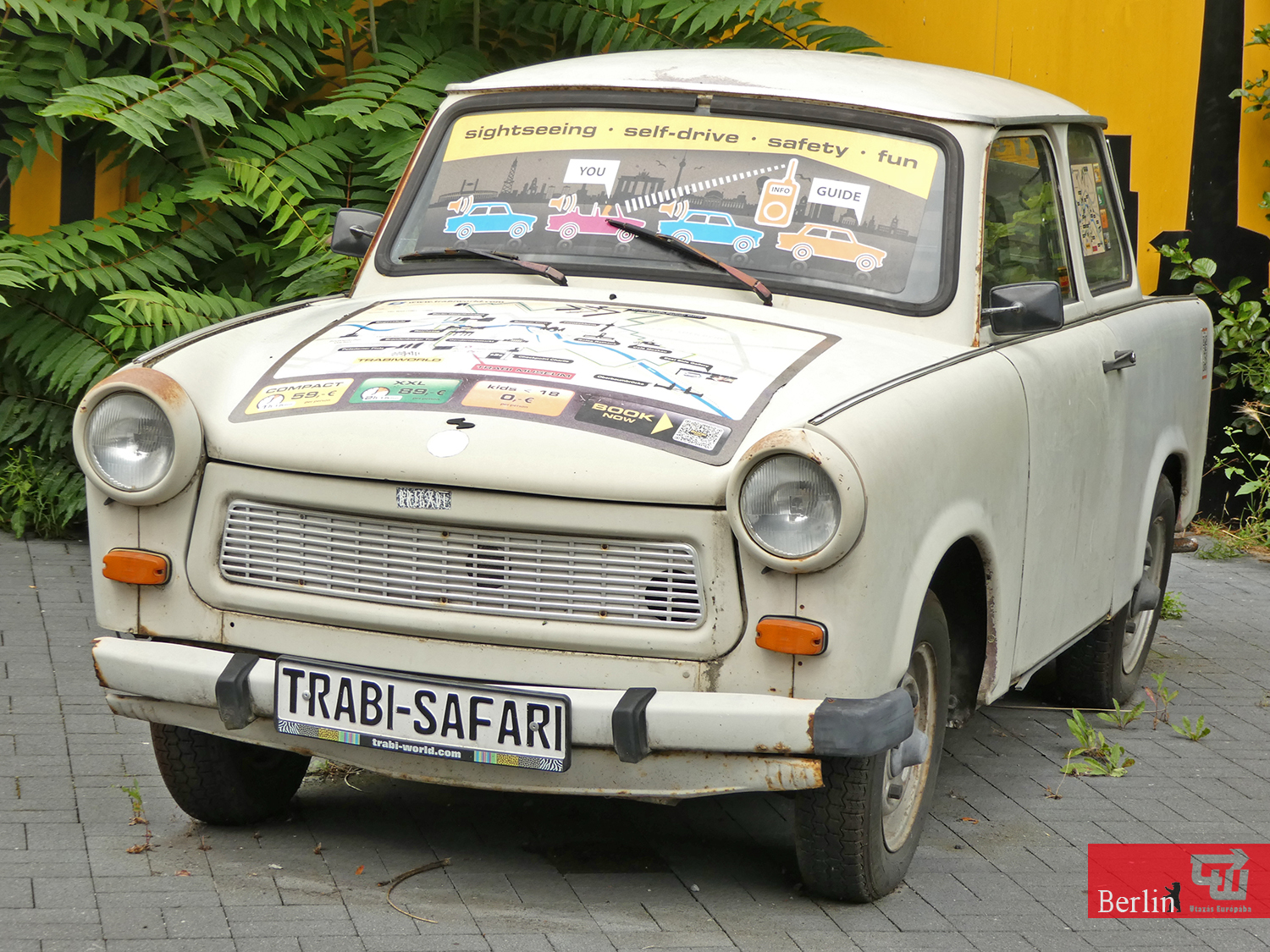 02_trabant_berlin.JPG