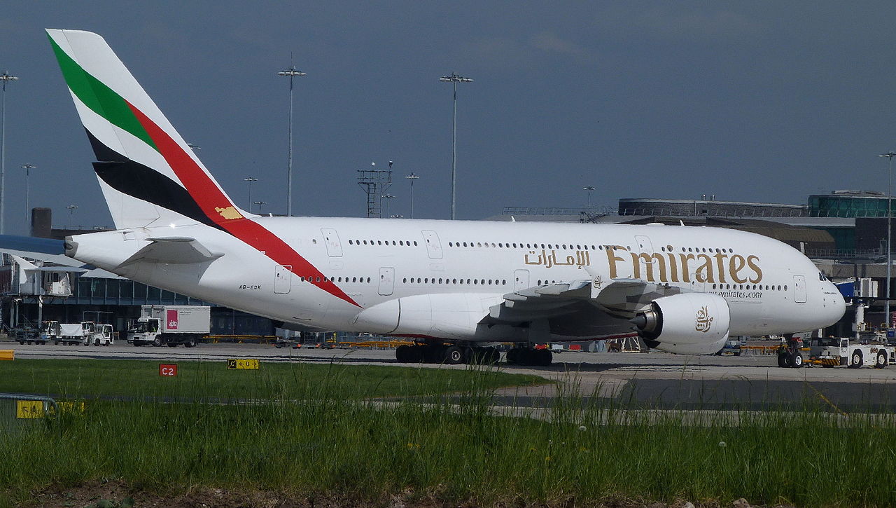 1280px-airbus_a380_emirates_5650609363.jpg