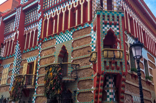 Meseházikó Barcelonában - a varázslatos Casa Vicens