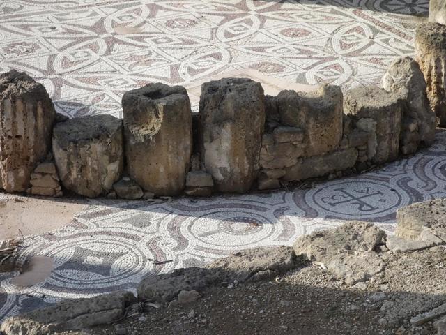 Szépségek és kalandok Küprisz szigetén