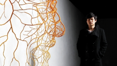 Az emberi test és a fa hasonlósága Kim Sun Hyuk szobrain