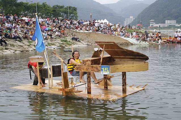 Korea Hwacheon Jjokbae festival by Se Bin Oh.jpg