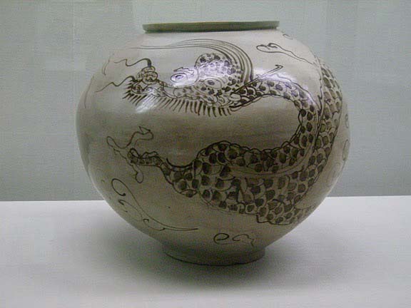 porcelain1-sárkány-gwangju-nemzeti-múzeum-17.szd.jpg