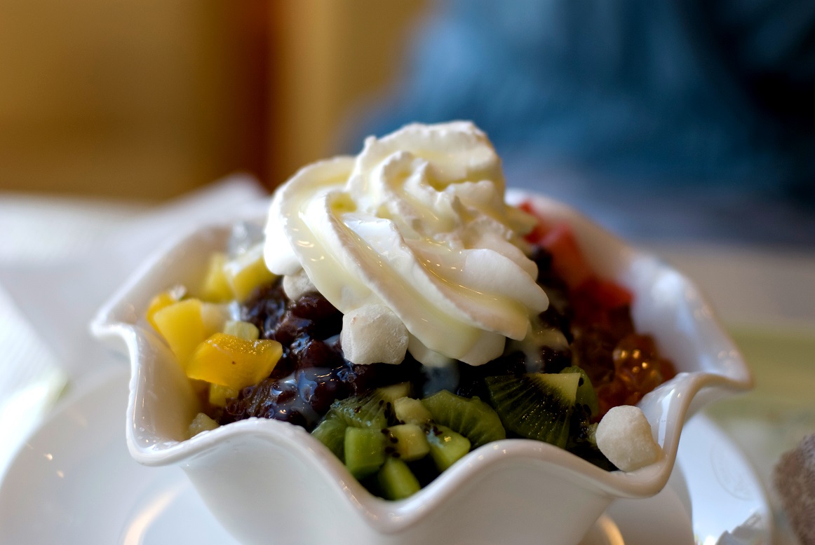 Korean_shaved_ice-Patbingsu-06.jpg