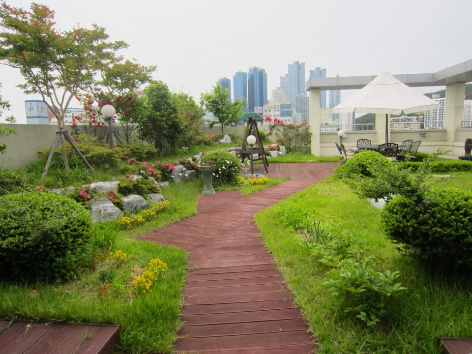 busan_newday_garden_rooftop.jpg