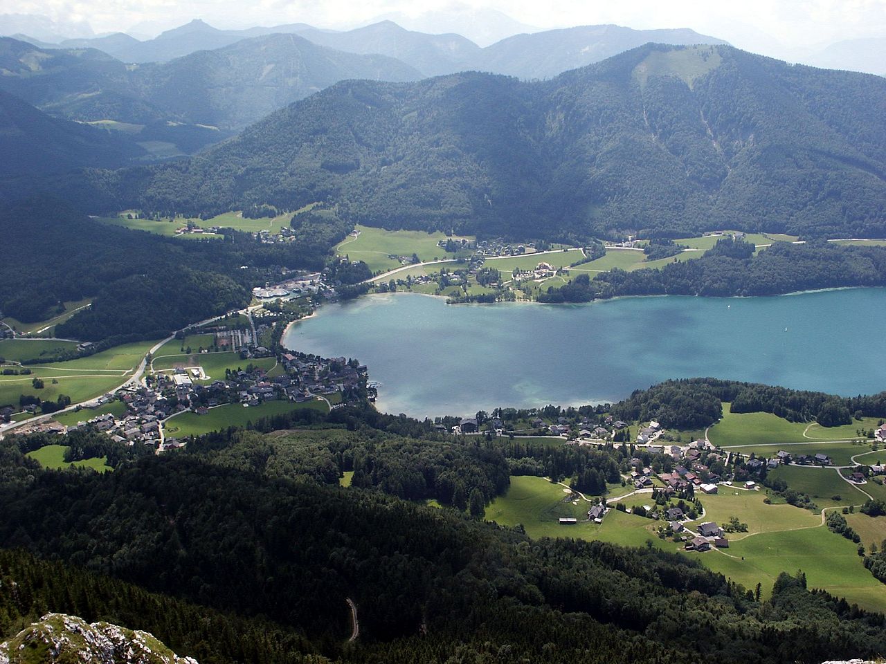 1280px-fuschl_am_see.jpg