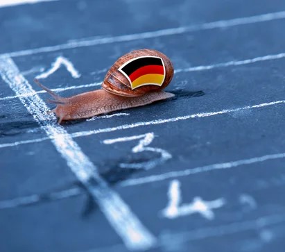 depositphotos_58092963-stock-photo-snails-race-metaphor-about-germany.jpg