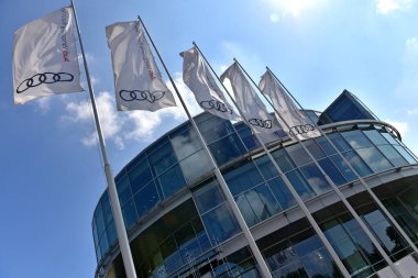 depositphotos_610012420-stock-photo-audi-factory-headquarters-ingolstadt-bavaria.jpg